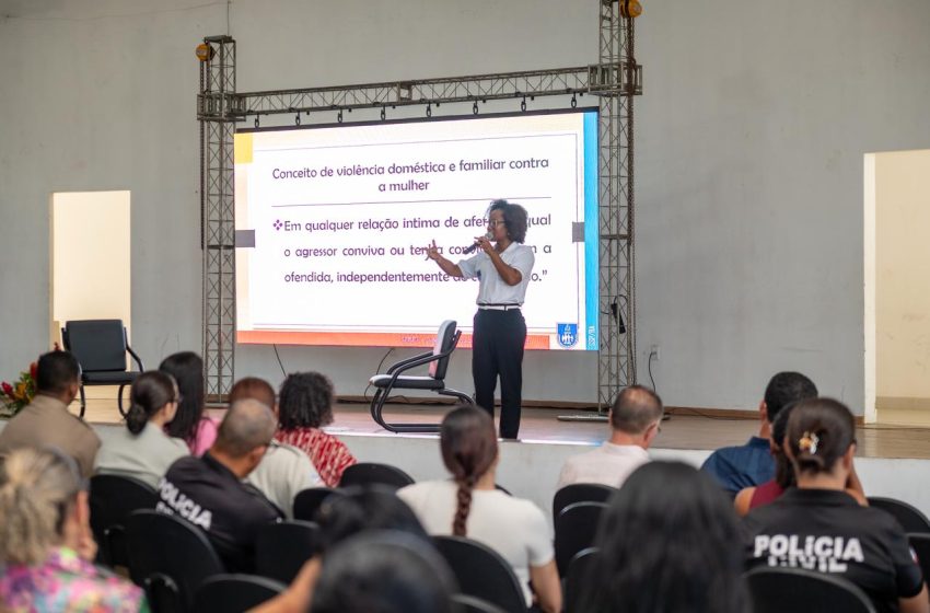  Capacitação reúne rede de enfrentamento à violência contra a mulher